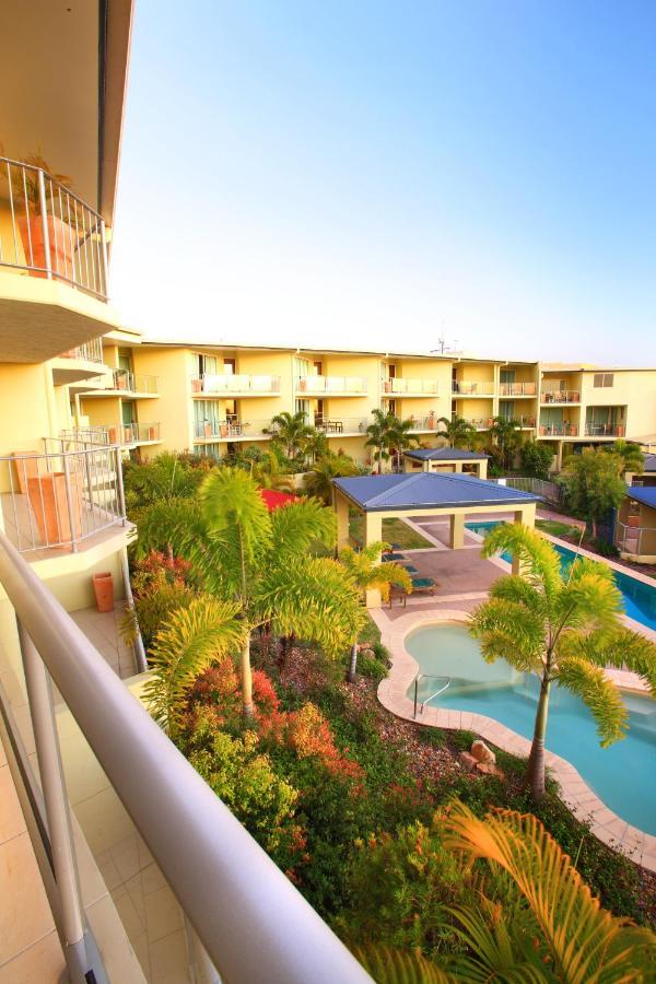 Caloundra Central Apartment Hotel Official מראה חיצוני תמונה