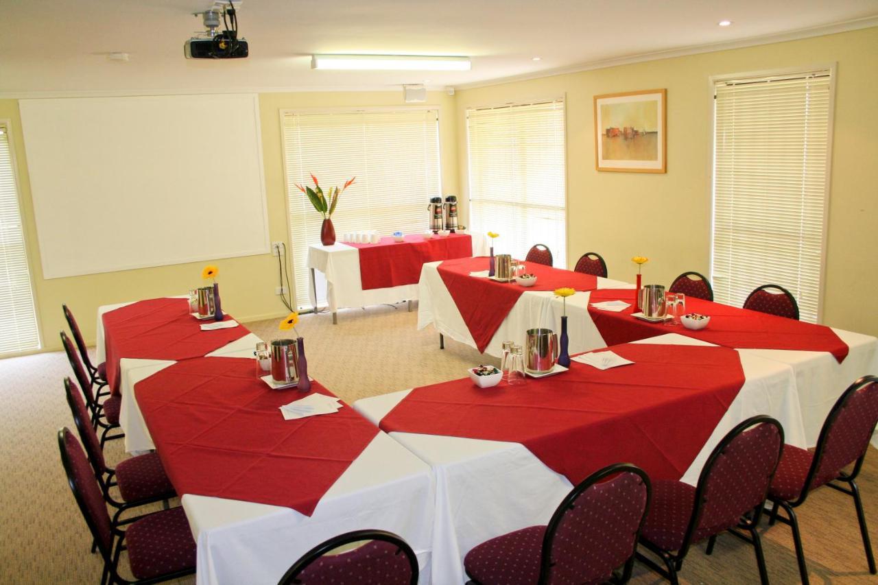 Caloundra Central Apartment Hotel Official מראה חיצוני תמונה