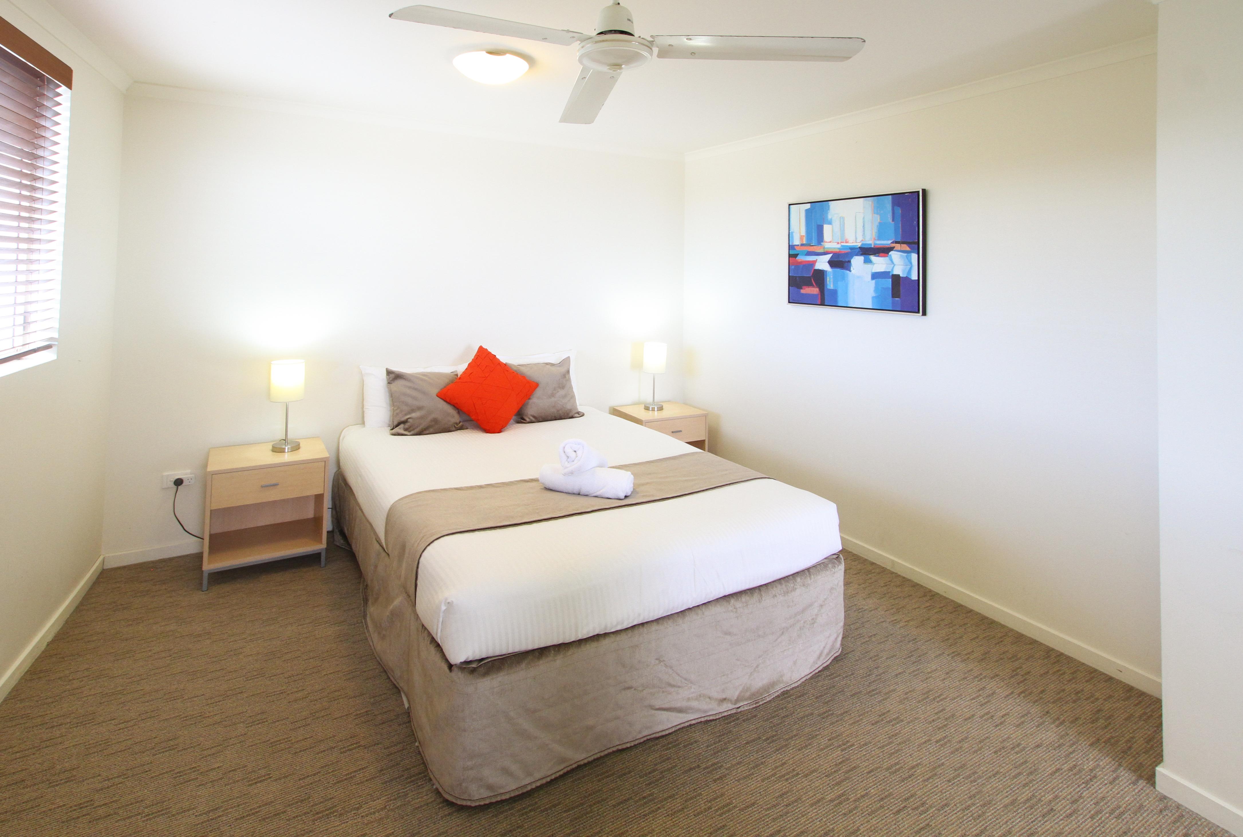 Caloundra Central Apartment Hotel Official מראה חיצוני תמונה