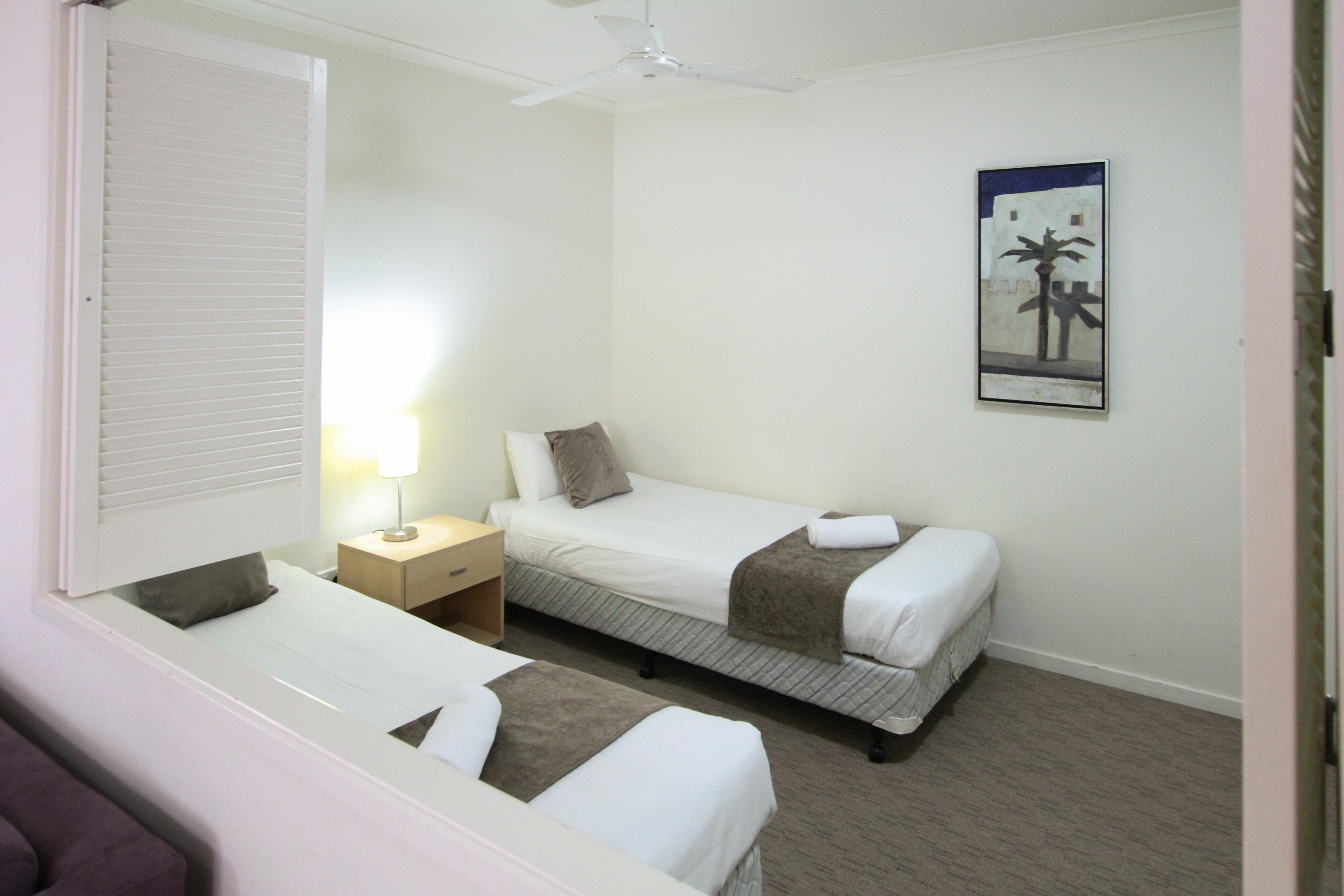 Caloundra Central Apartment Hotel Official מראה חיצוני תמונה