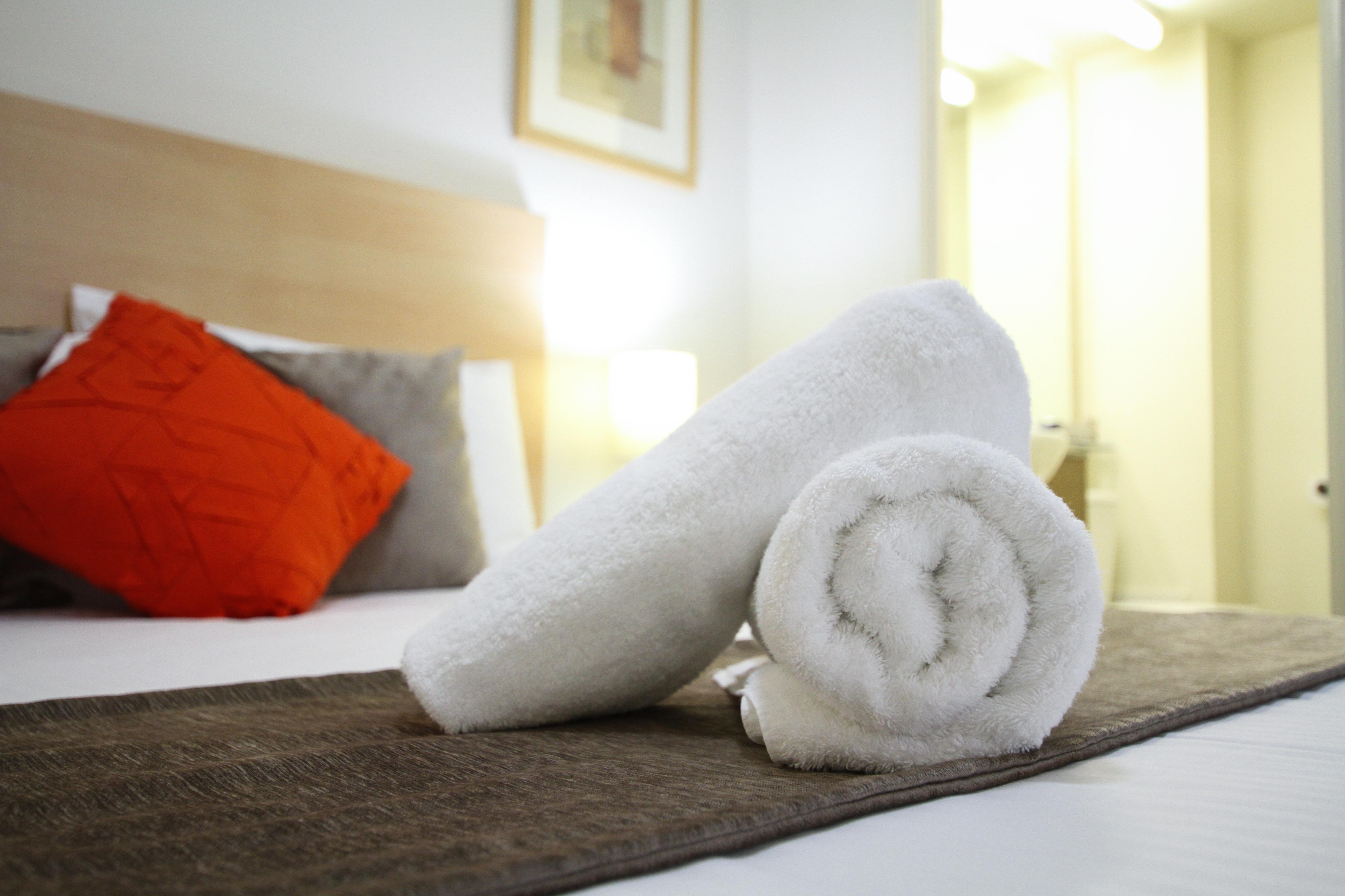 Caloundra Central Apartment Hotel Official מראה חיצוני תמונה