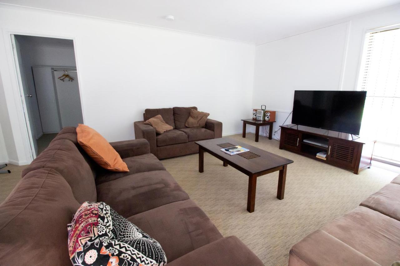 Caloundra Central Apartment Hotel Official מראה חיצוני תמונה